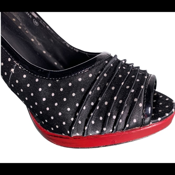 Aldo blAck and white polka dot open toe shoes - Picture 4 of 12